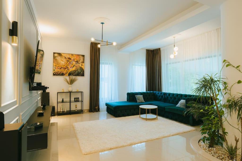 Therme - Corbeanca By The Lake Luxury Villa Экстерьер фото