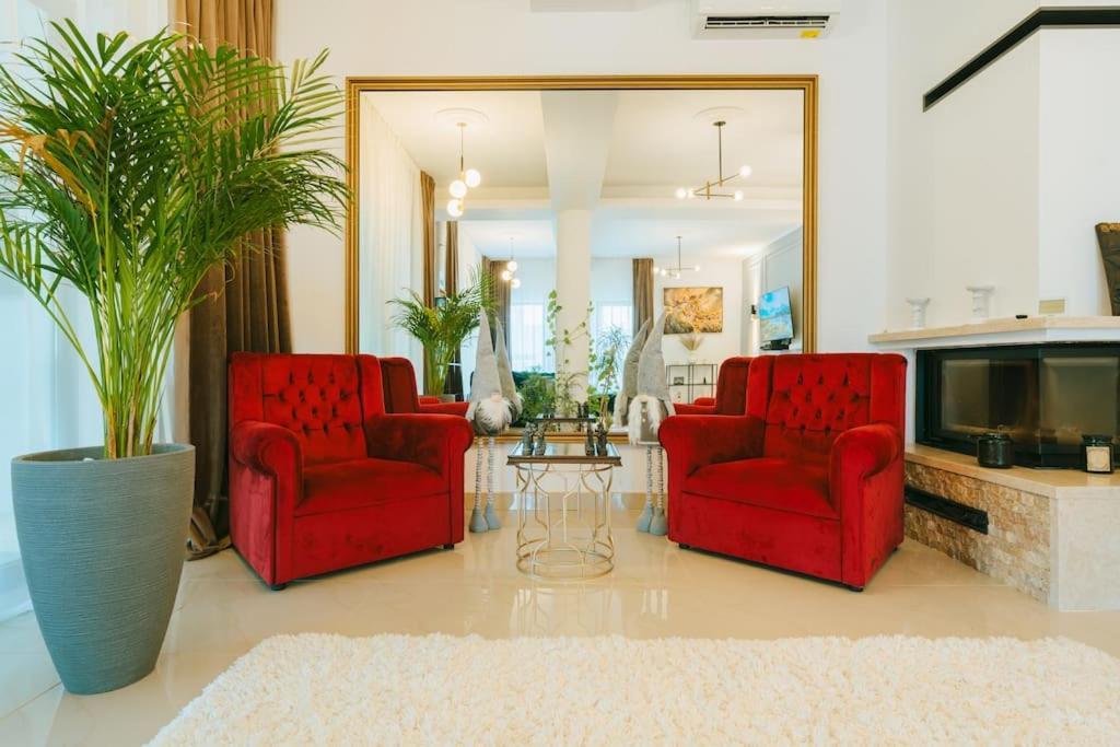 Therme - Corbeanca By The Lake Luxury Villa Экстерьер фото