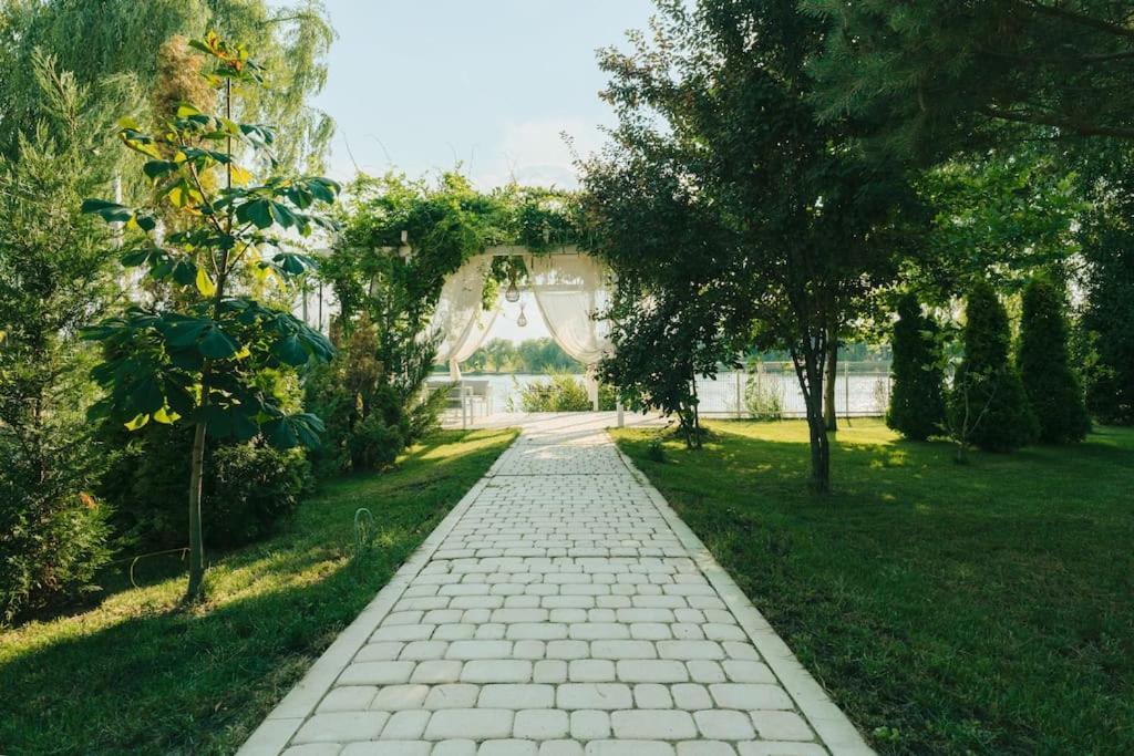 Therme - Corbeanca By The Lake Luxury Villa Экстерьер фото