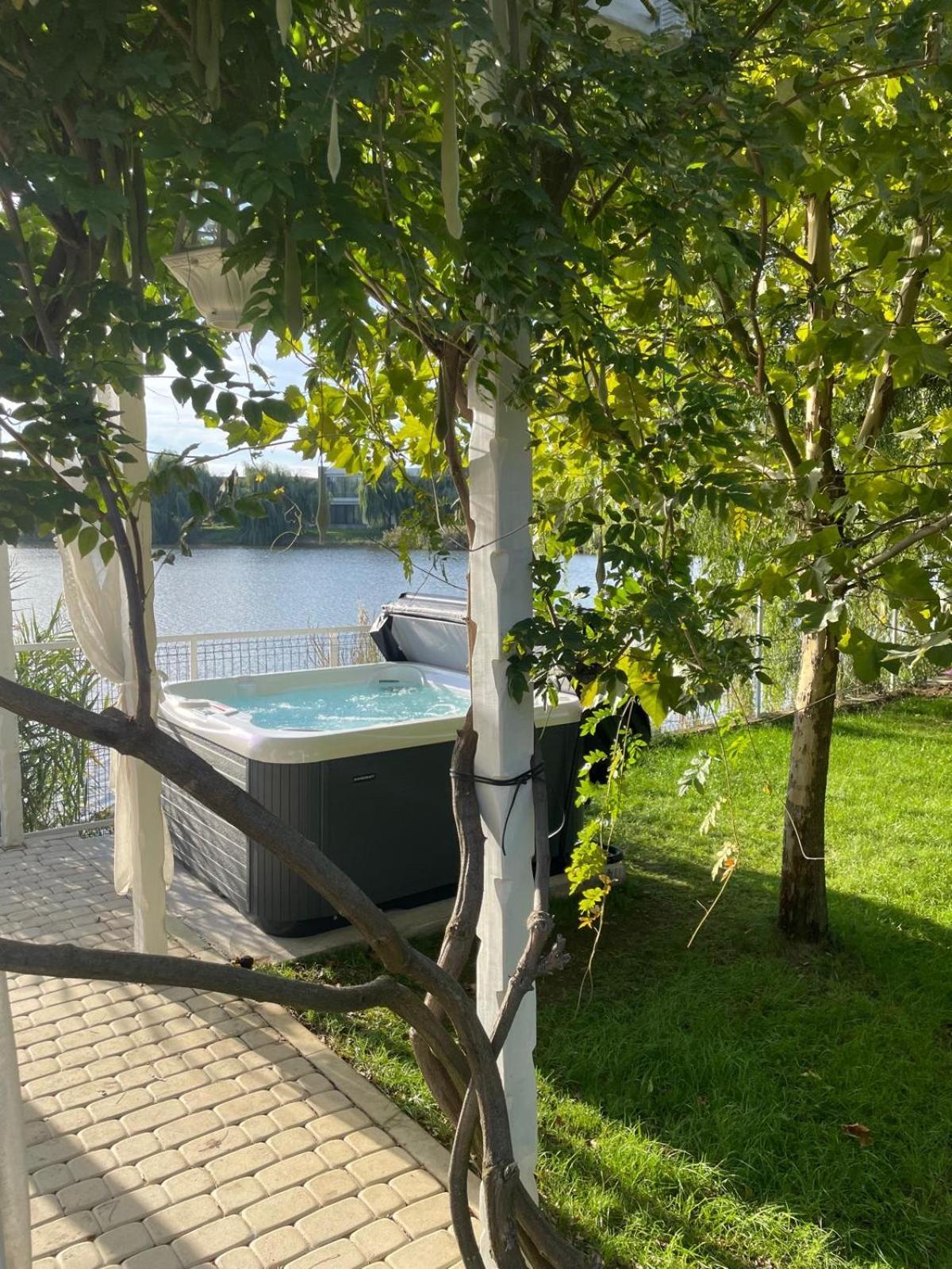 Therme - Corbeanca By The Lake Luxury Villa Экстерьер фото